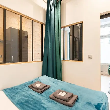 X Center With Sauna Paris